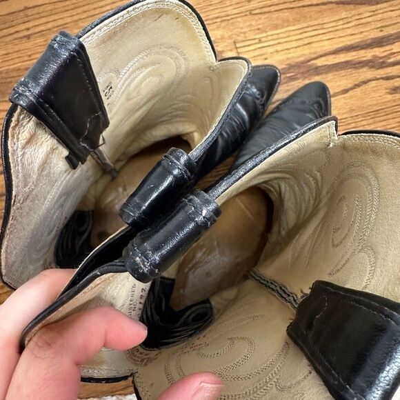 Vintage Justin Boots 11B Black Leather Cowboy Western Boots Style 5540 80s - Picture 9 of 12